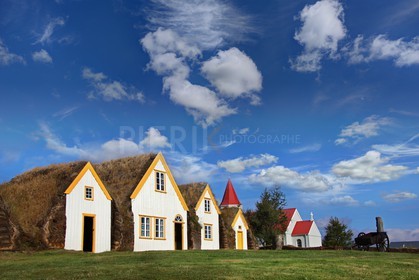 Maisons traditionnelles islandaises