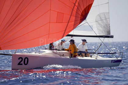 J70-0963.jpg