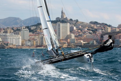 Ingrid Petitjean et Olivier Backes lors du baptême de leur Nacra 17 à la SNM. En route pour les JO de Rio