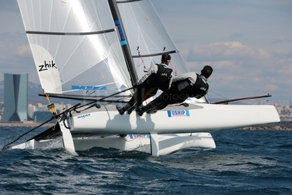 Ingrid Petitjean et Olivier Backes lors du baptême de leur Nacra 17 à la SNM. En route pour les JO de Rio