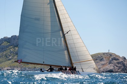 Irène VIII