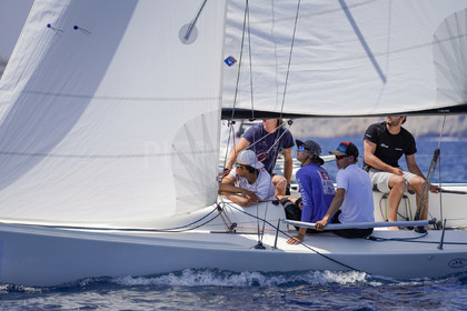 J70-0772.jpg