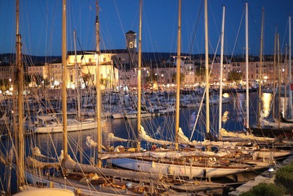 Les bateaux à quai
