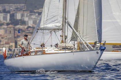 A29X9250.jpg