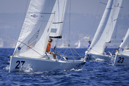 J70-0928.jpg