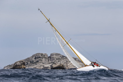 A29X1862-2.jpg