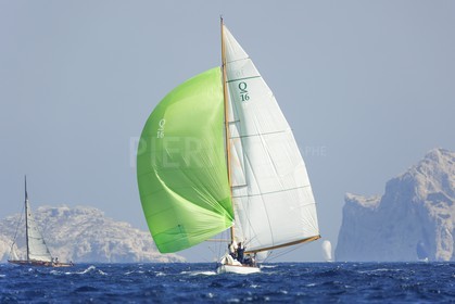 _60A1690.jpg