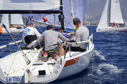 J70-0880.jpg
