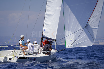 J70-0856.jpg
