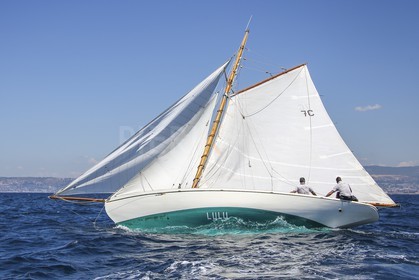 A29X9060.jpg