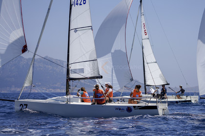 J70-0866.jpg