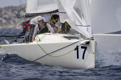 J70-9155.jpg