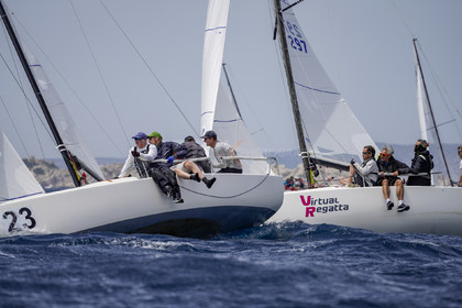 J70-8994.jpg