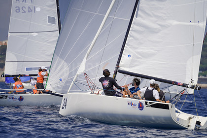 J70-1016.jpg