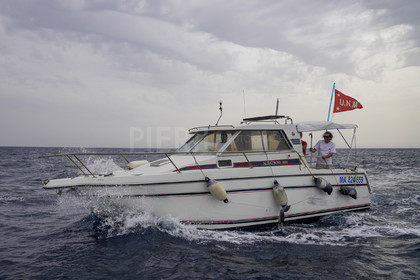 J70-0694.jpg