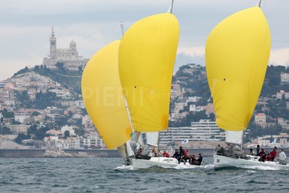Les Grand Surprise
