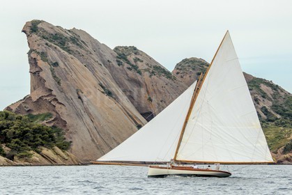 AZ0T6610.jpg