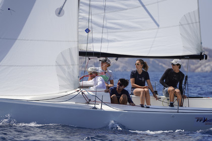 J70-0916.jpg