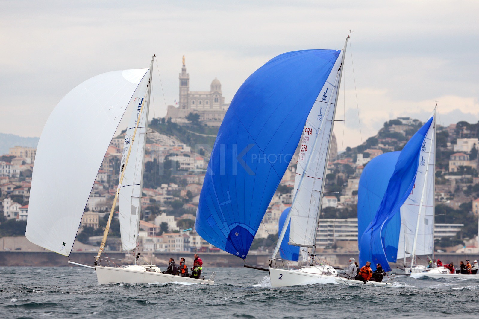 Les J80