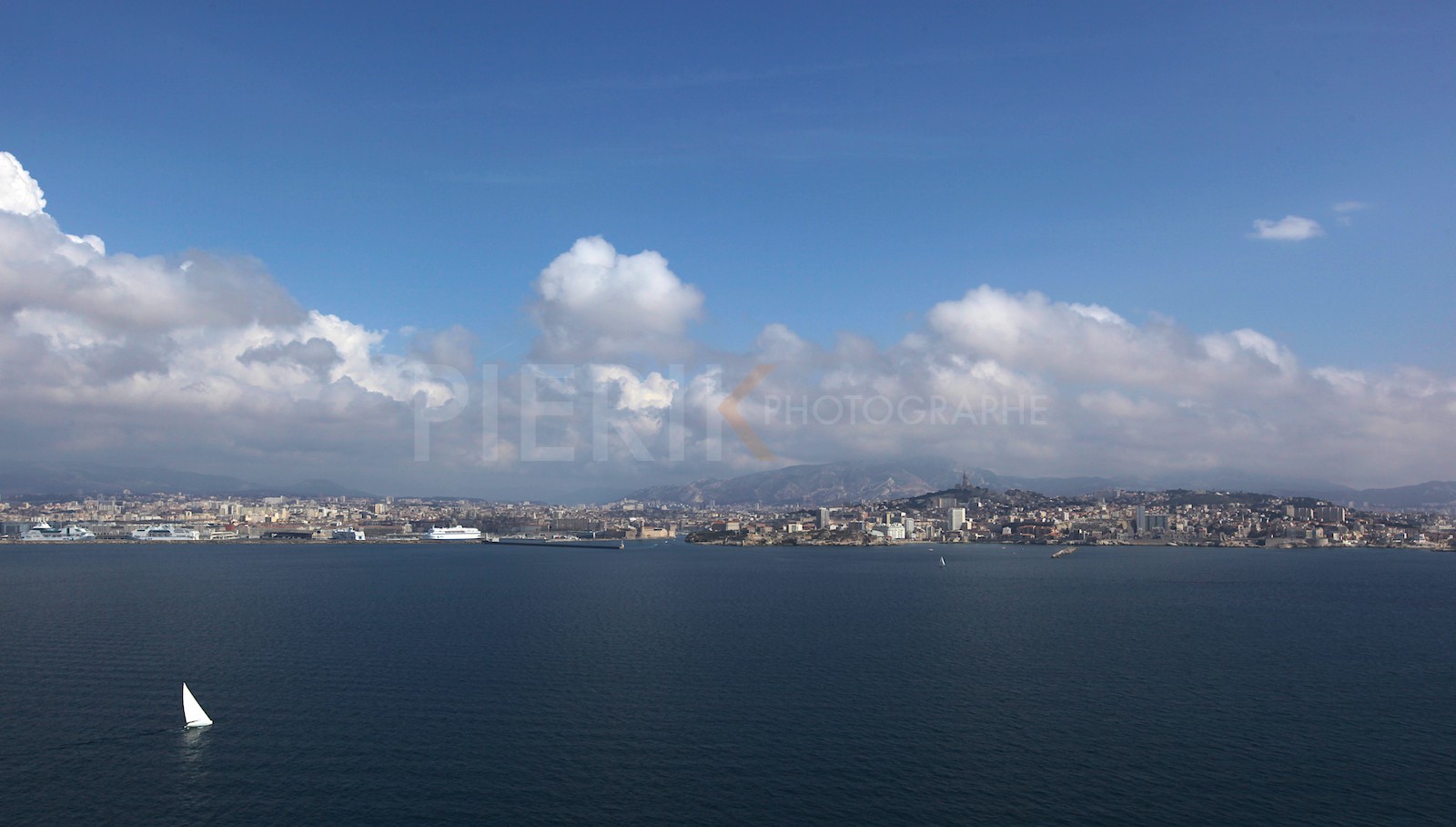 En rade de Marseille