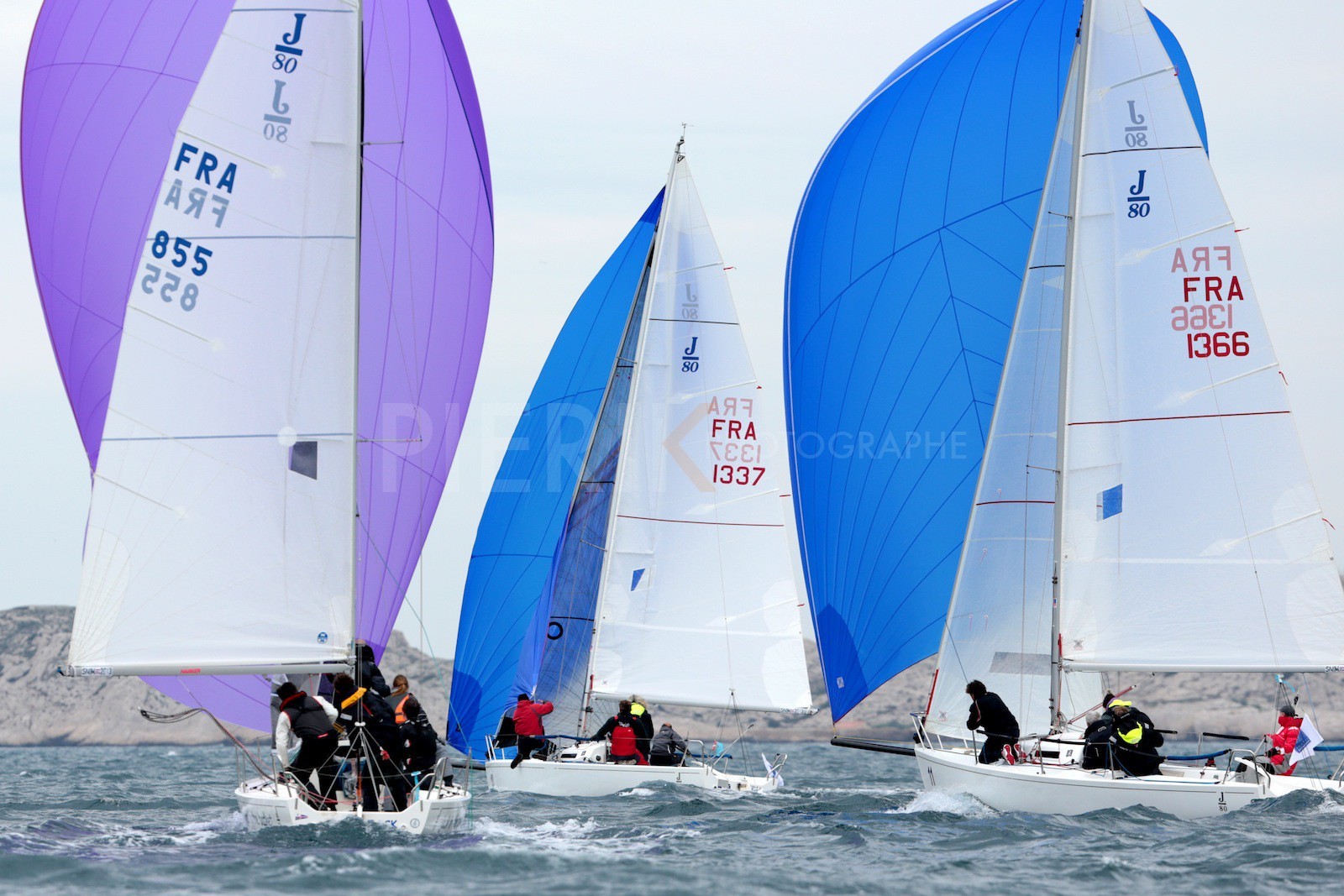 Les J80