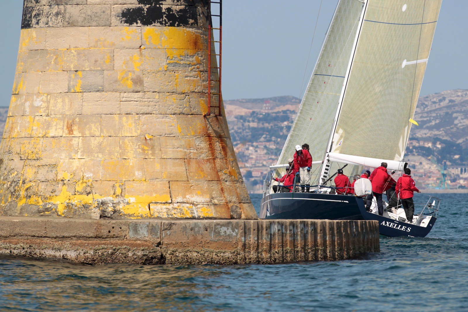 Axelles S