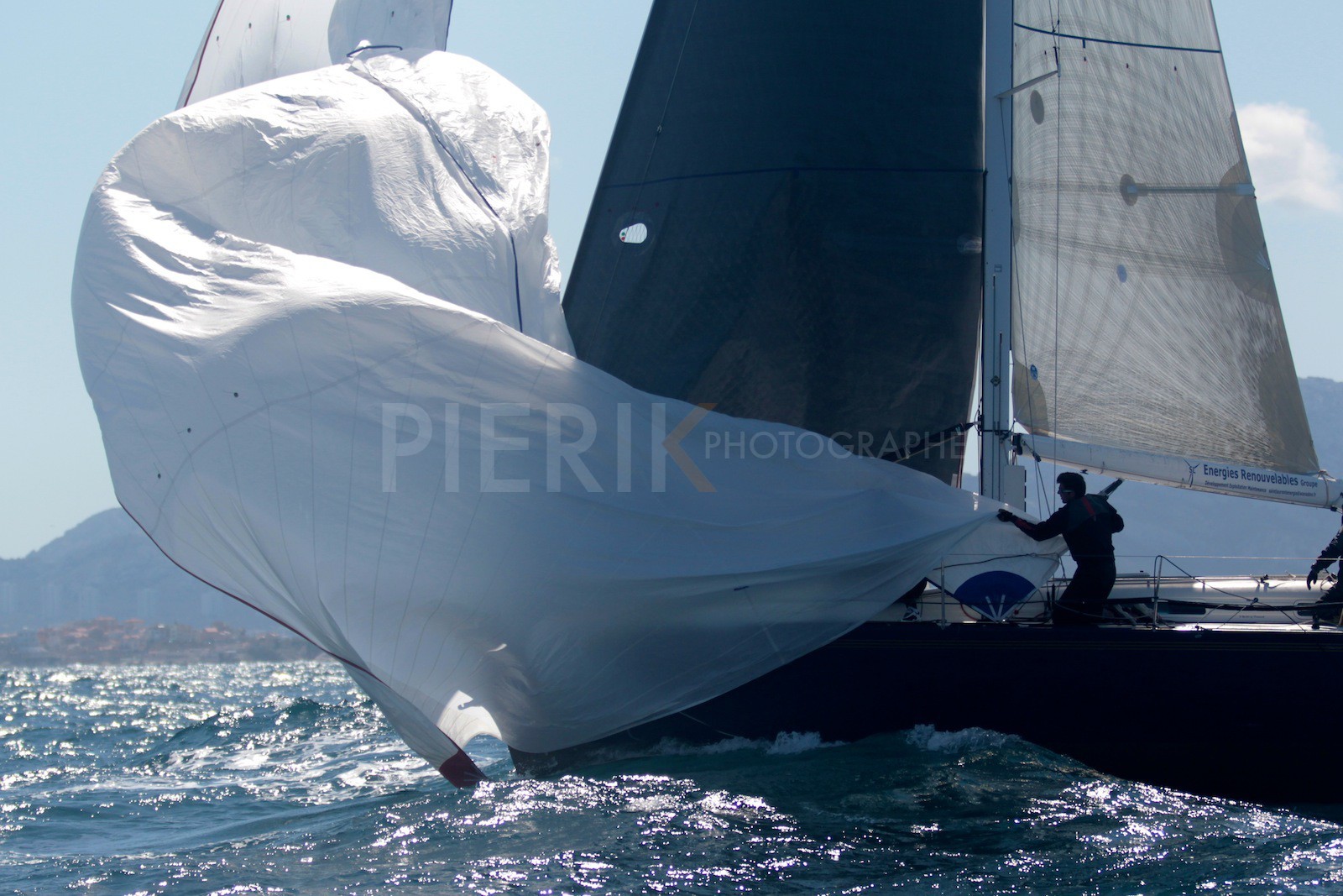 Affalage de spi sur S. L. Energies Renouvelables